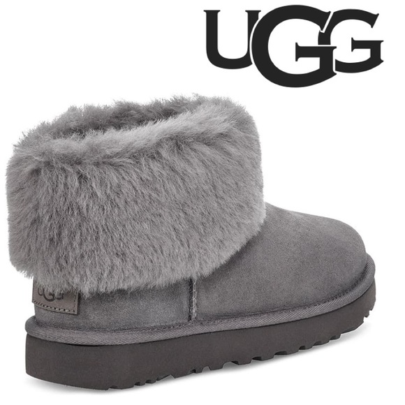 UGG Shoes - Last one❗️ UGG Classic Mini Fluff Sheepskin Bootie